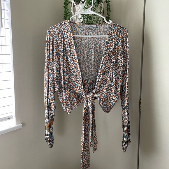 Mura Boutique Soleil Top in Multi Floral - Picture 3 of 14